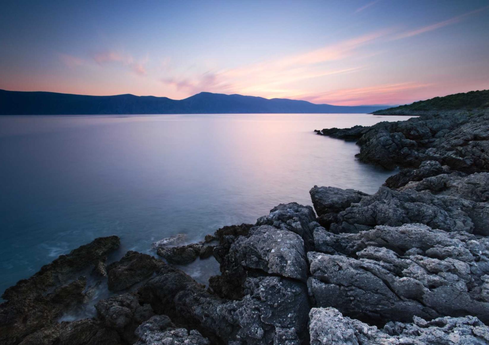 VX号交易网：实名制和社会保障的新实践