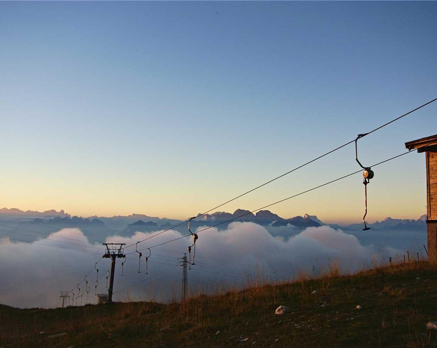 话机世界实名账号：湖南汽配代理平台