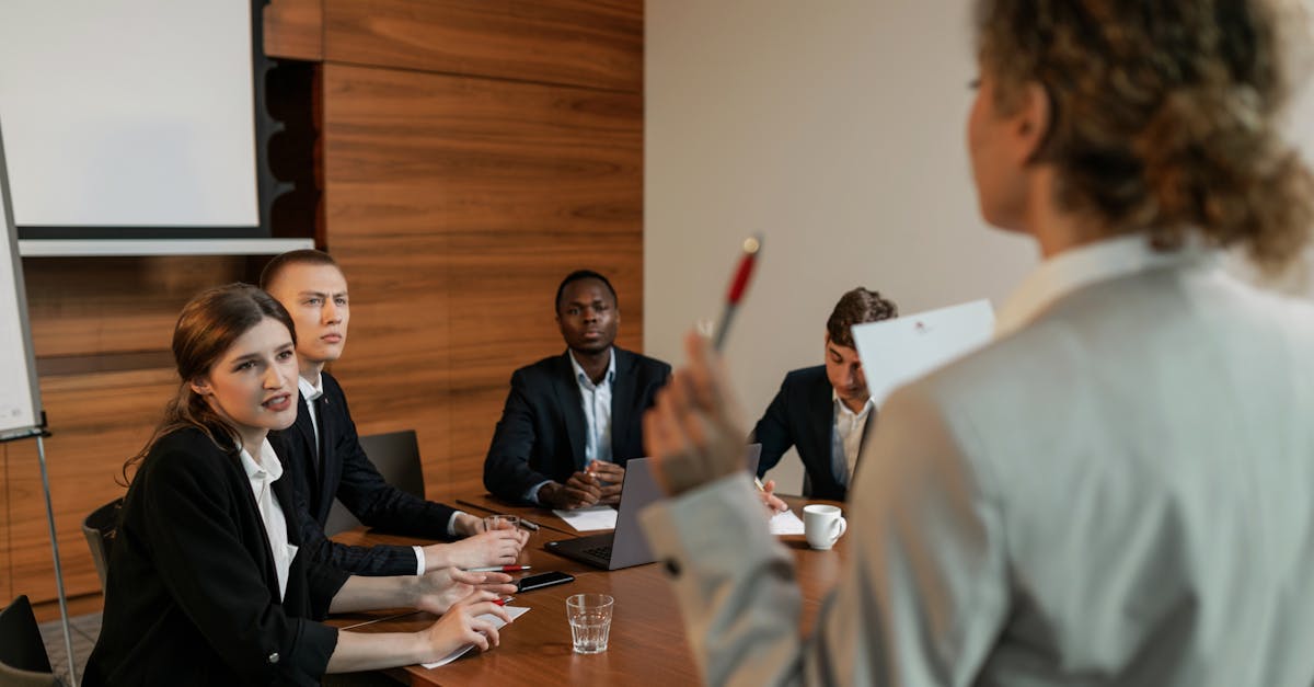 丽晶国际实名账号:实名账号与管理规定之间的鸿沟之处